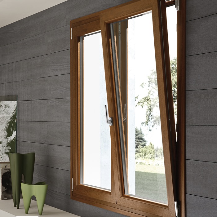 Finestra con struttura in alluminio.